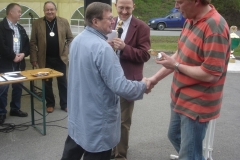 image048