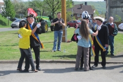 image049