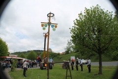image047
